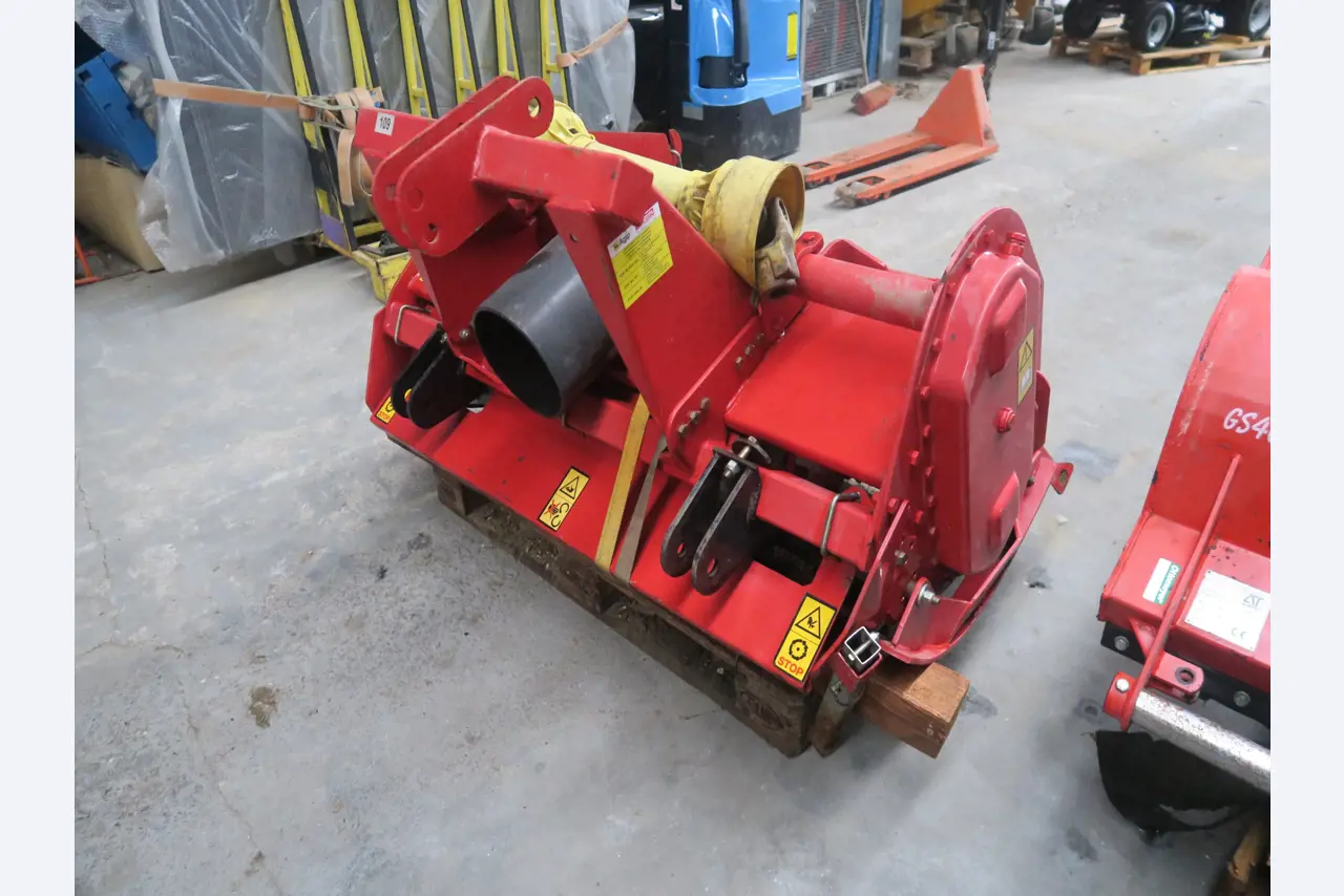 Div. techn. Einrichtung aus einem Lagerbestand-3