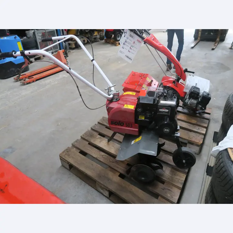 Div. techn. Einrichtung aus einem Lagerbestand-1