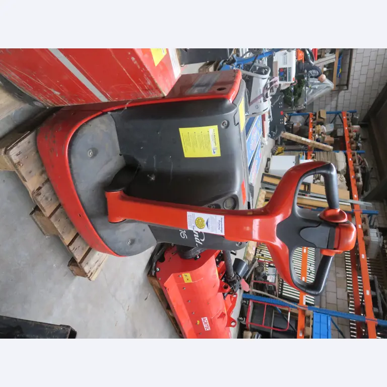 Div. techn. Einrichtung aus einem Lagerbestand-2