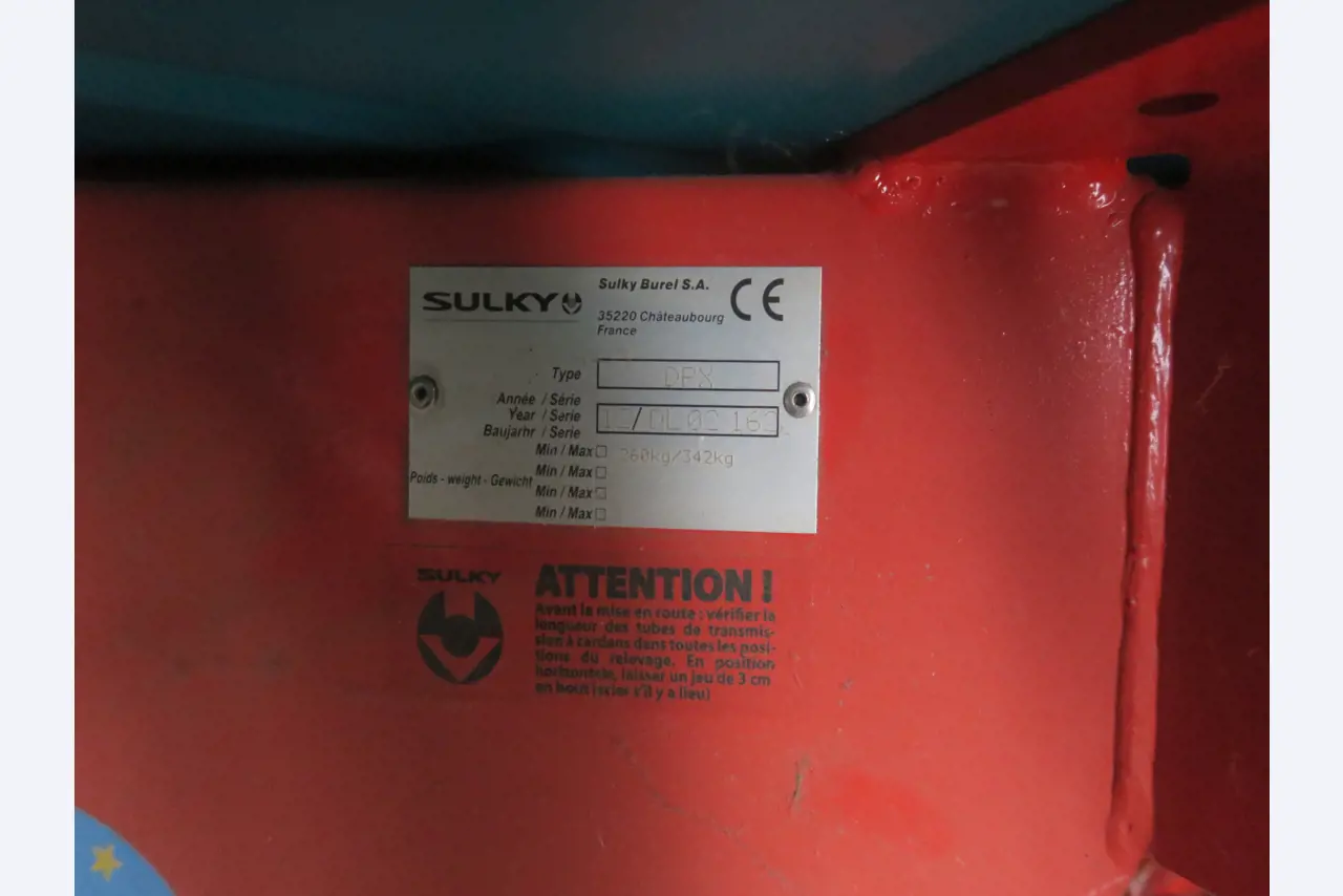 Div. techn. Einrichtung aus einem Lagerbestand-2