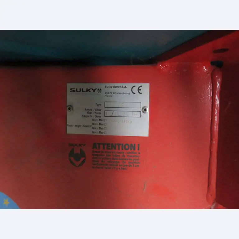 Div. techn. Einrichtung aus einem Lagerbestand-2