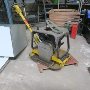 Rüttelplatte Wacker DPU 2450 H