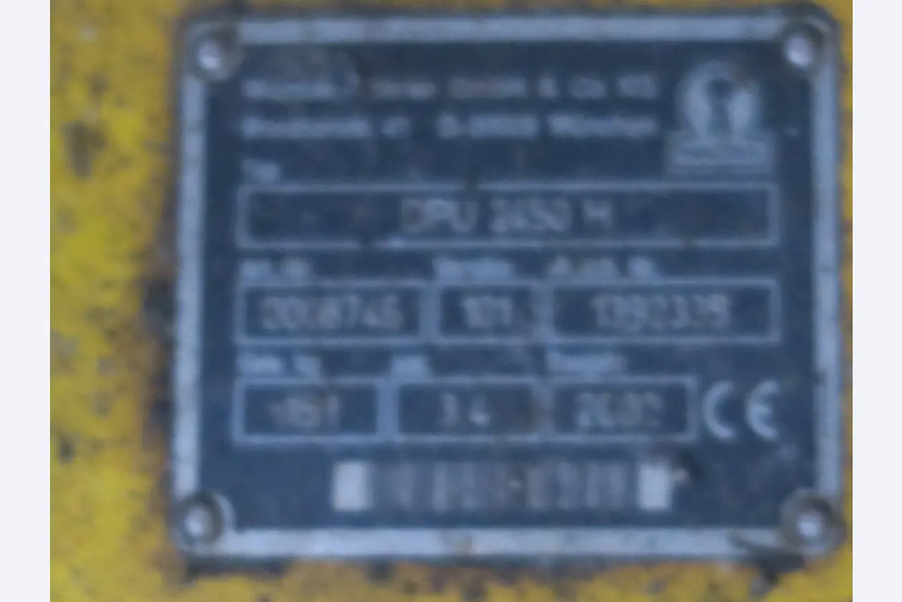 Div. techn. Einrichtung aus einem Lagerbestand-2