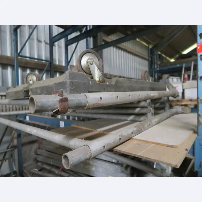 Div. techn. Einrichtung aus einem Lagerbestand-2