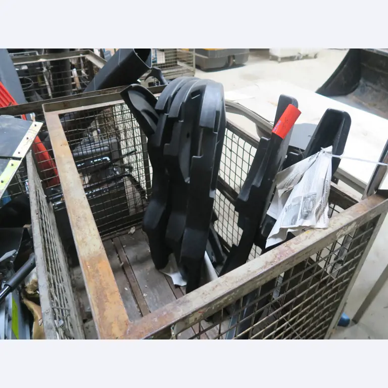 Div. techn. Einrichtung aus einem Lagerbestand-4