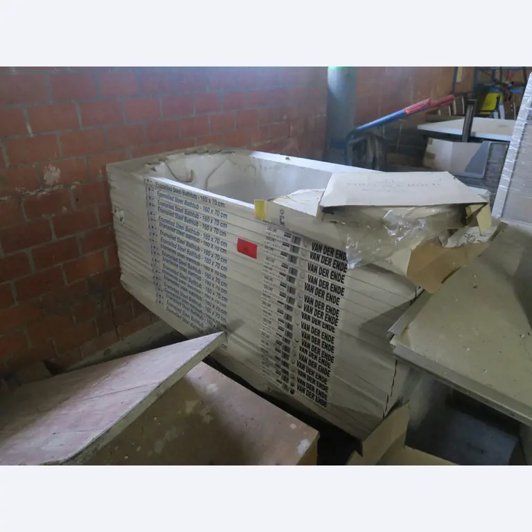 Div. techn. Einrichtung aus einem Lagerbestand-1