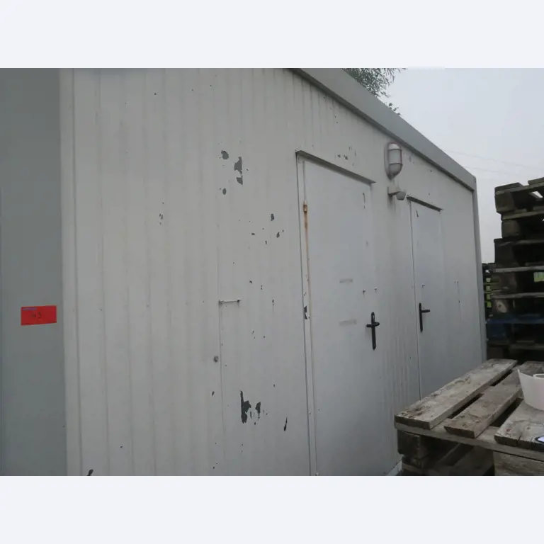 Div. techn. Einrichtung aus einem Lagerbestand-1