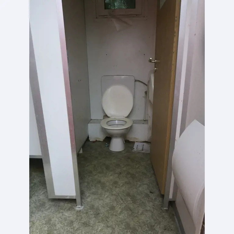 Div. techn. Einrichtung aus einem Lagerbestand-4