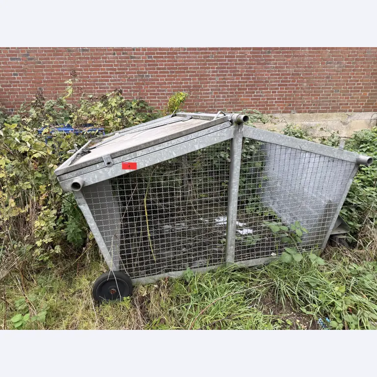 Div. techn. Einrichtung aus einem Lagerbestand-1