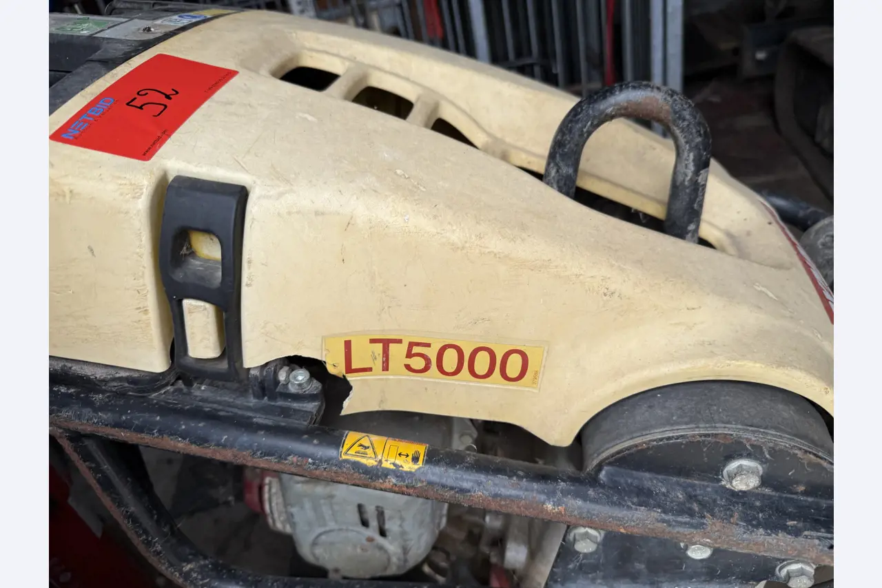 Div. techn. Einrichtung aus einem Lagerbestand-2