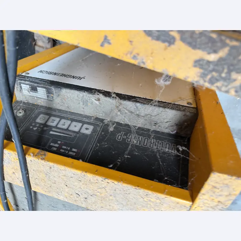 Različna tehnična oprema iz zaloge-2