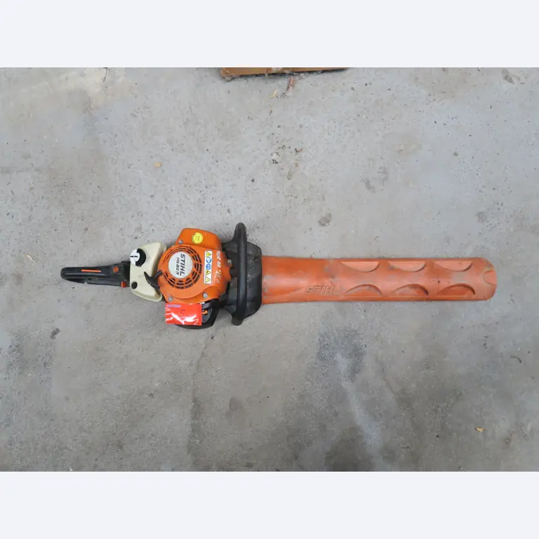 Div. techn. Einrichtung aus einem Lagerbestand-1