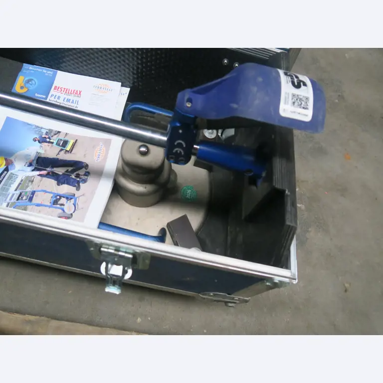 Div. techn. Einrichtung aus einem Lagerbestand-2