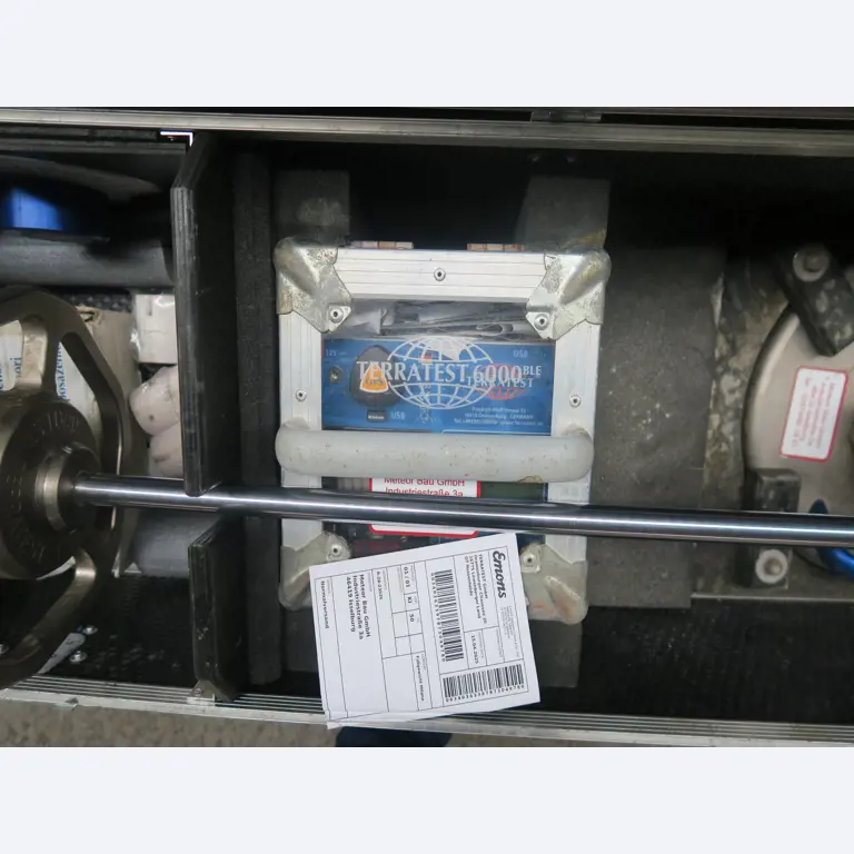 Div. techn. Einrichtung aus einem Lagerbestand-3