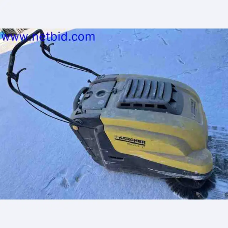 Trucks with loading crane, vans, Dokas with tarpaulin and bows, station wagons, forklift trucks, skips, small equipment, tools-13