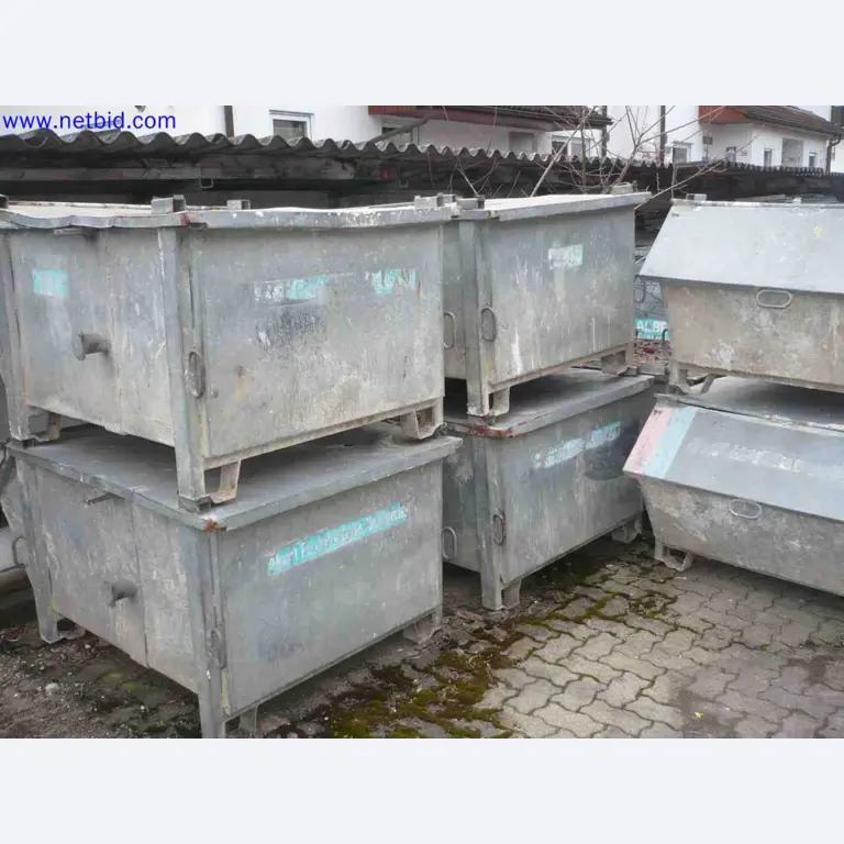 Trucks with loading crane, vans, Dokas with tarpaulin and bows, station wagons, forklift trucks, skips, small equipment, tools-3