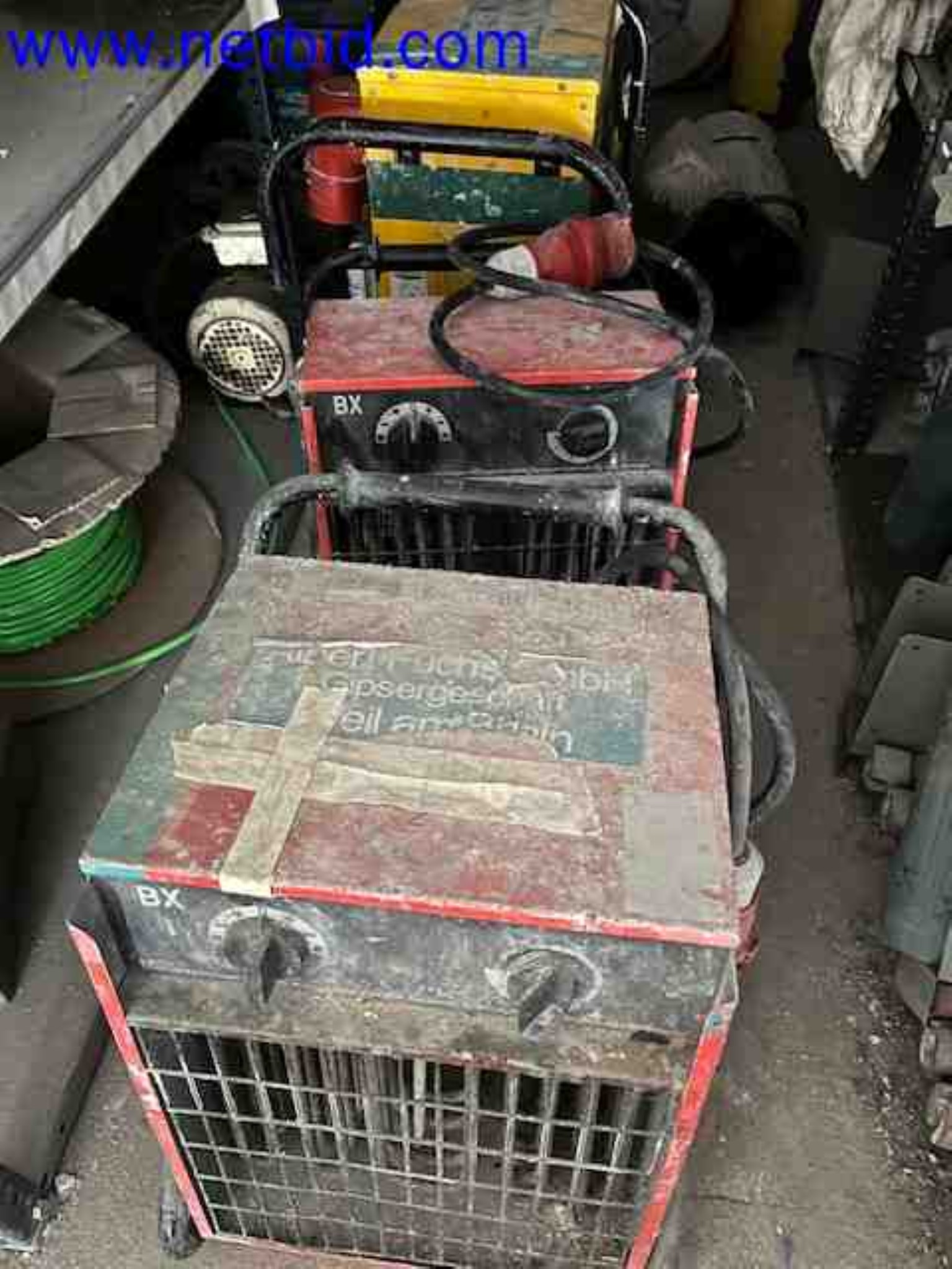 Trucks with loading crane, vans, Dokas with tarpaulin and bows, station wagons, forklift trucks, skips, small equipment, tools-9