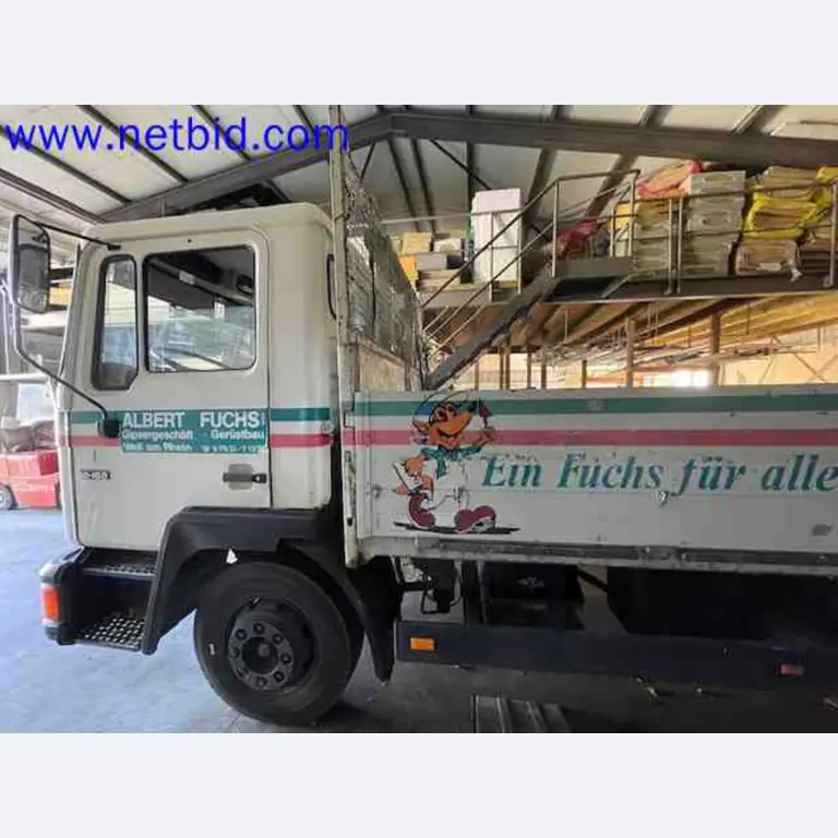 Trucks with loading crane, vans, Dokas with tarpaulin and bows, station wagons, forklift trucks, skips, small equipment, tools-2