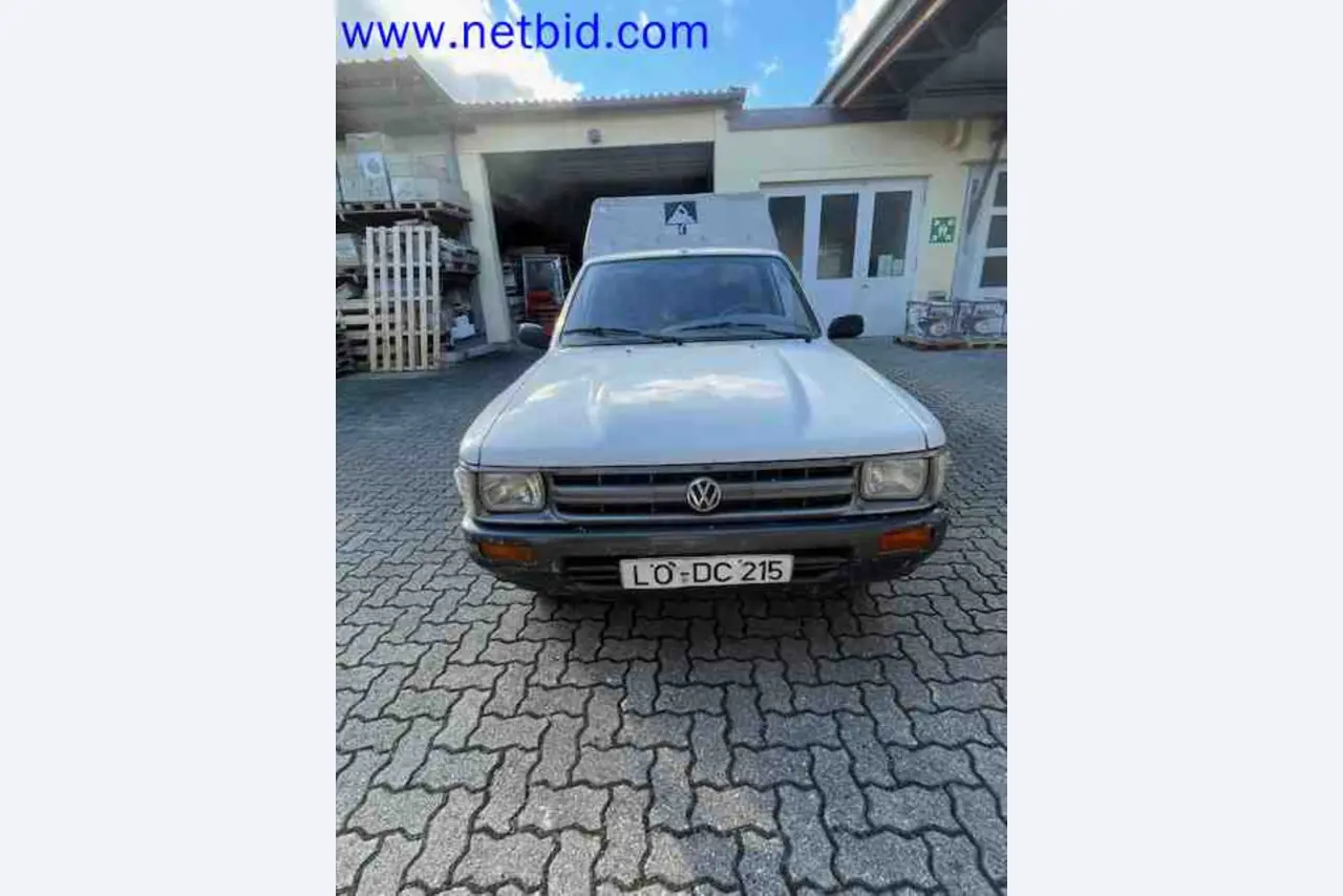 Trucks with loading crane, vans, Dokas with tarpaulin and bows, station wagons, forklift trucks, skips, small equipment, tools-2