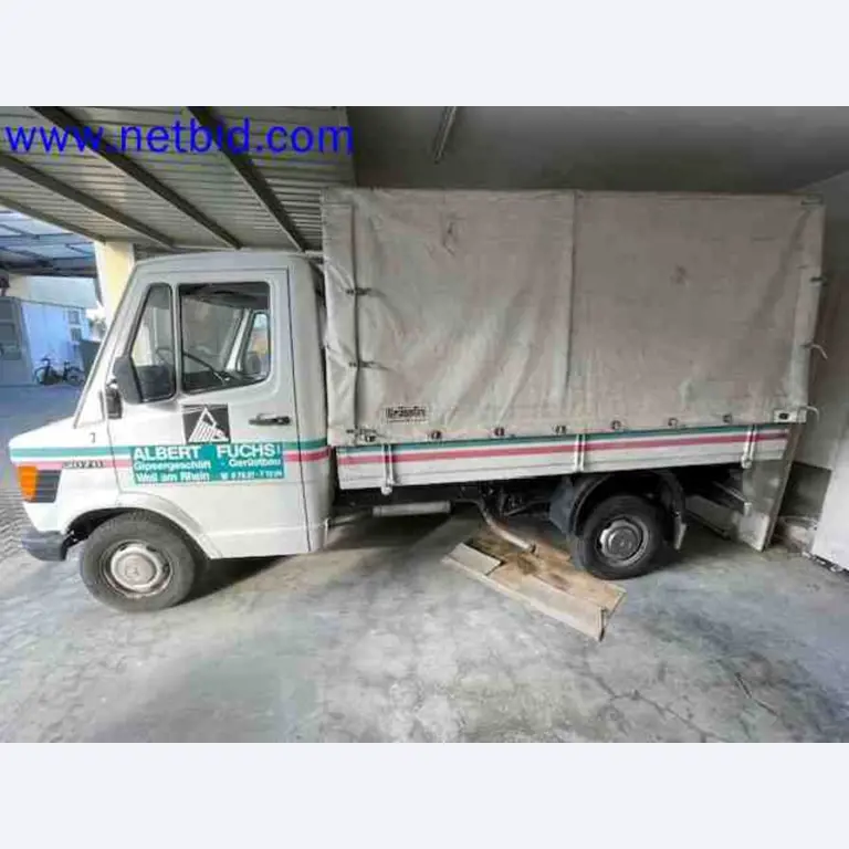 Trucks with loading crane, vans, Dokas with tarpaulin and bows, station wagons, forklift trucks, skips, small equipment, tools-2
