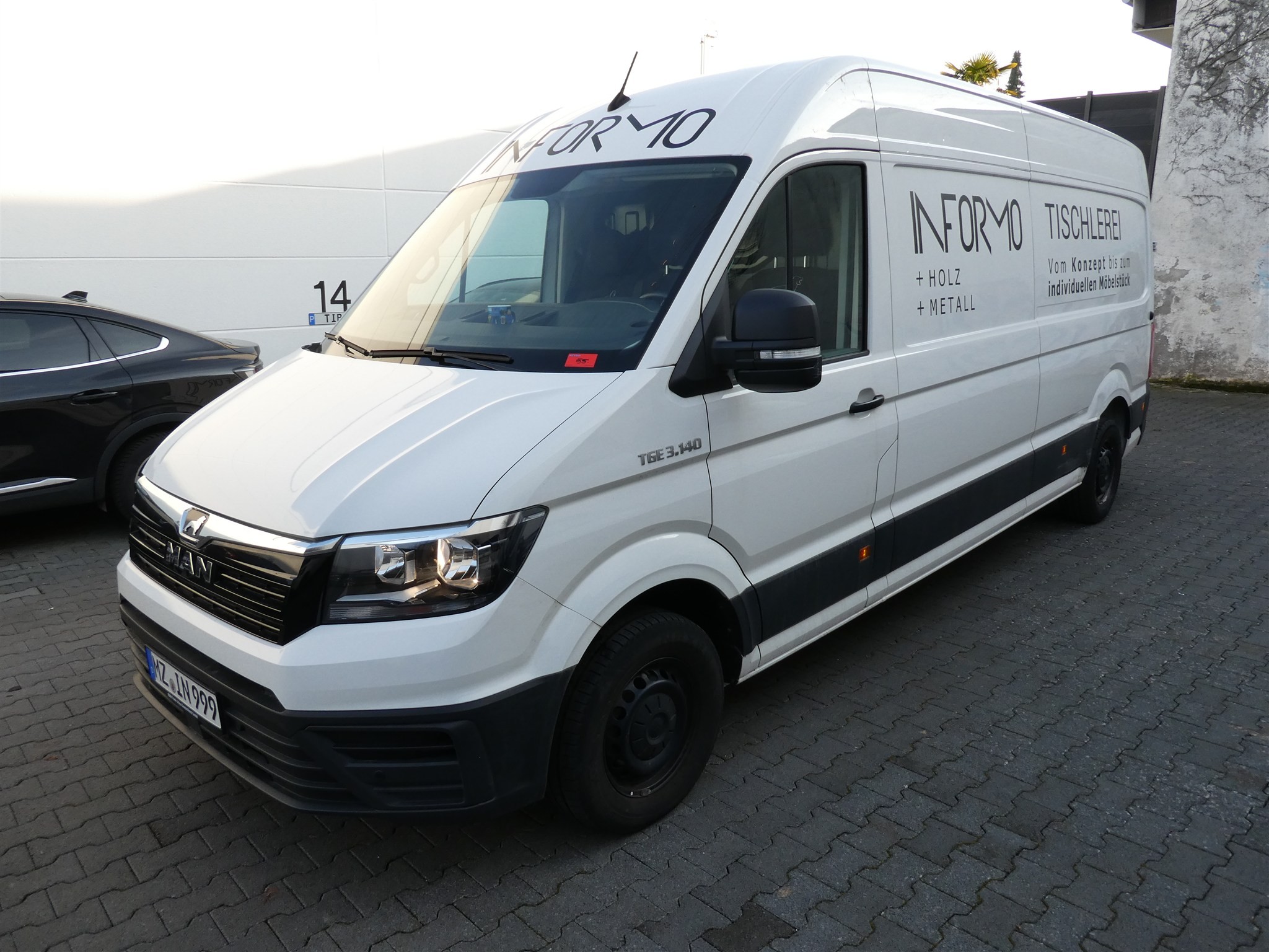 Maschinen aus dem Bereich Schreinerei & Möbelbau -12