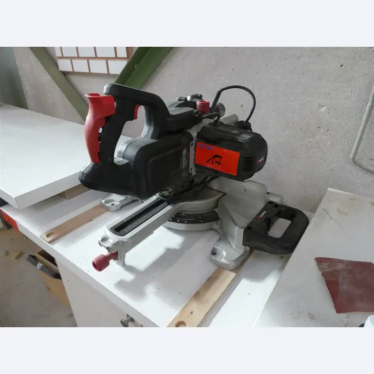 Maschinen aus dem Bereich Schreinerei & Möbelbau -6