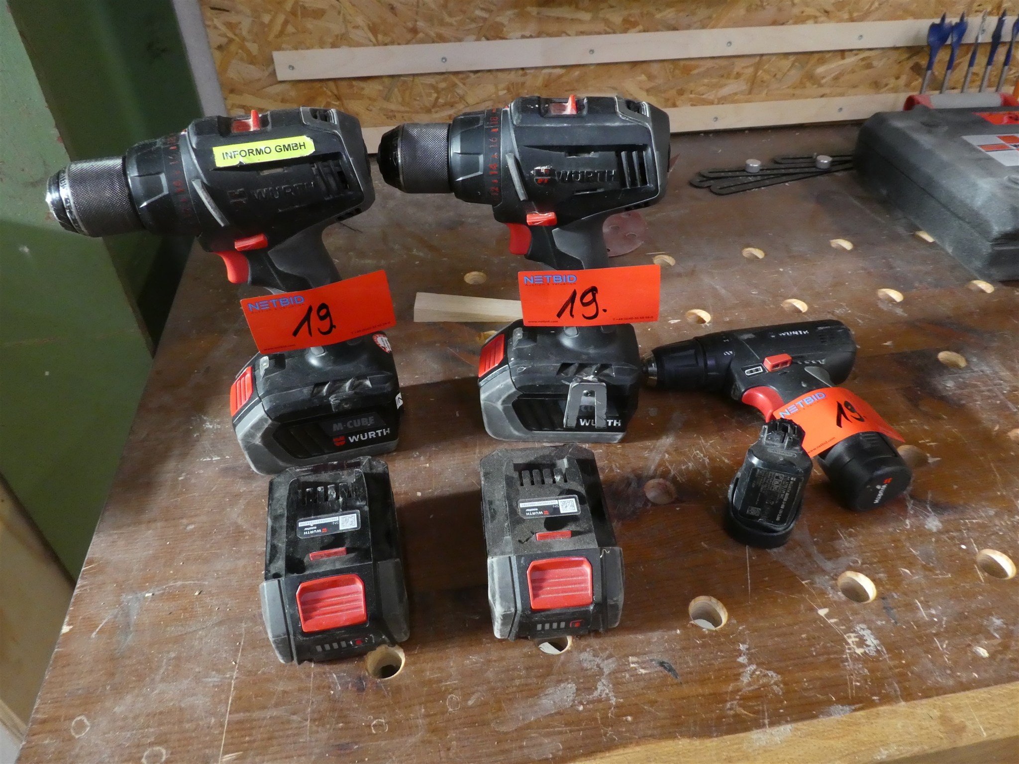 Maschinen aus dem Bereich Schreinerei & Möbelbau -7