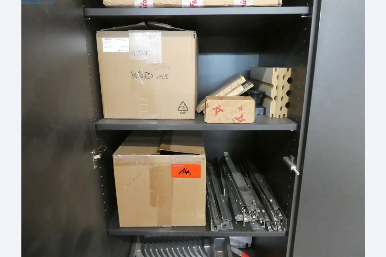 Machines from the carpentry & furniture construction sector-9