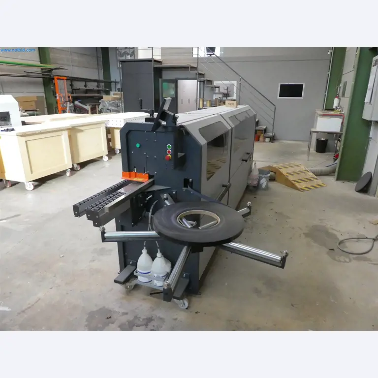 Machines from the carpentry & furniture construction sector-3