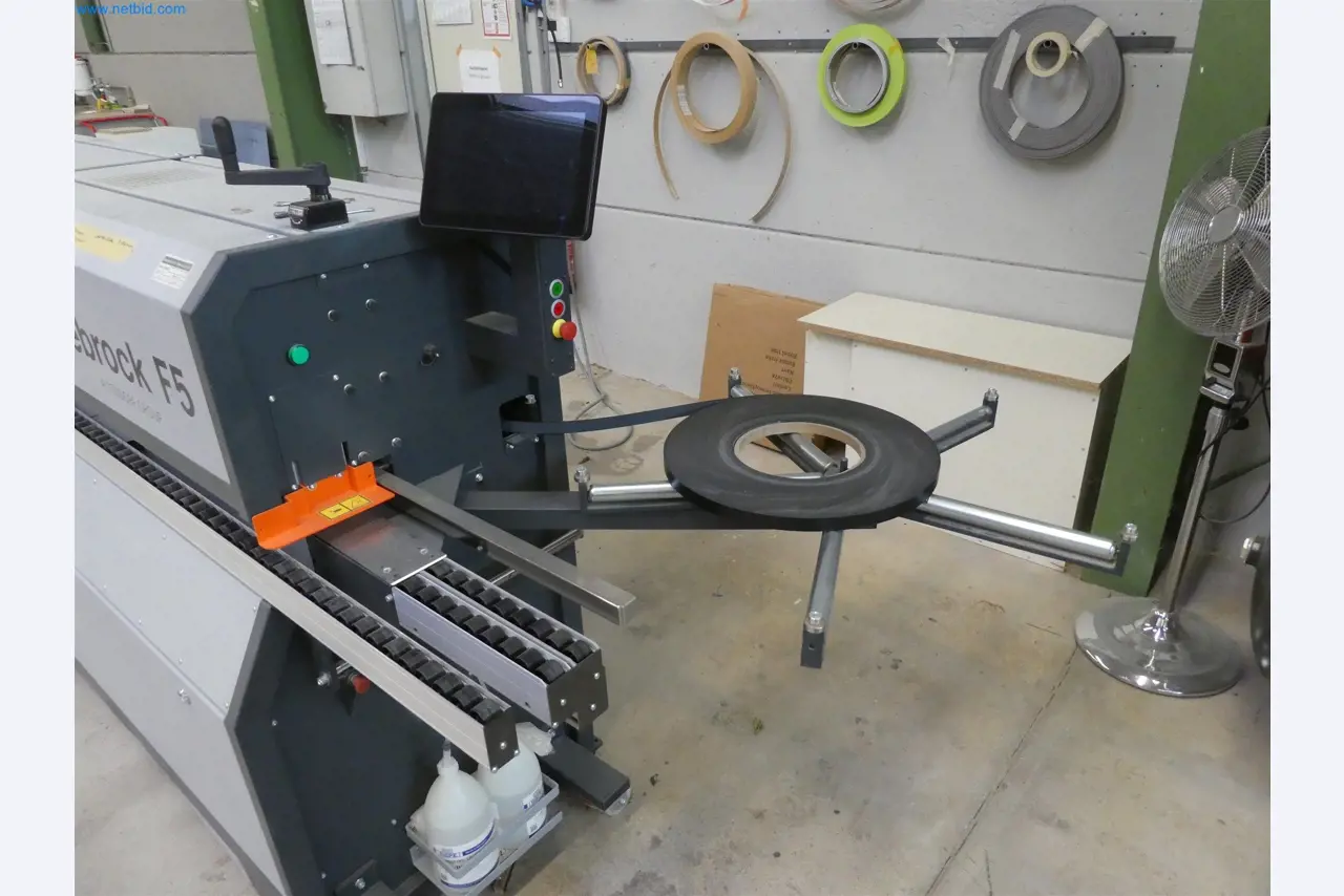 Machines from the carpentry & furniture construction sector-7