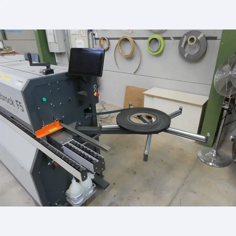 Machines from the carpentry & furniture construction sector-7