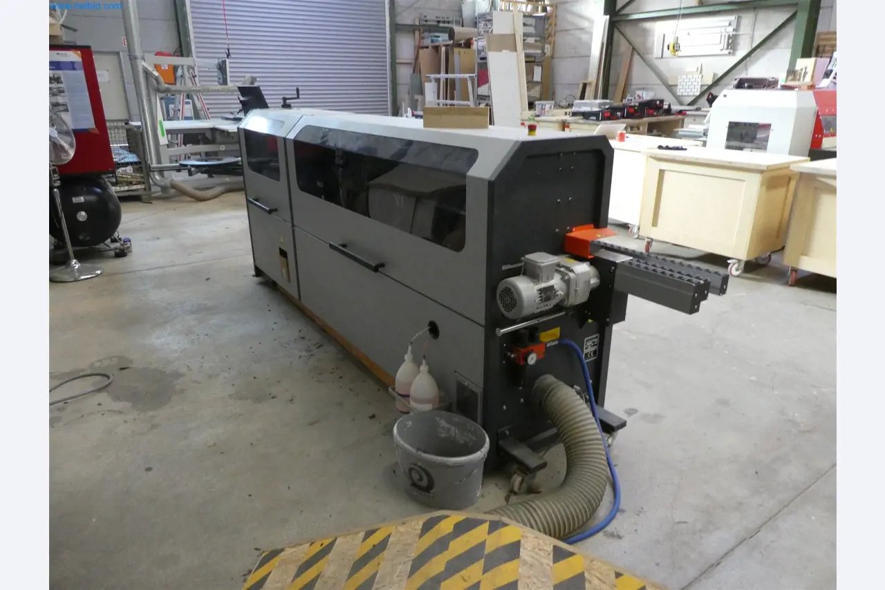 Machines from the carpentry & furniture construction sector-8