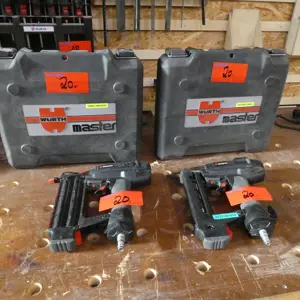 2 Agrafeuses pneumatiques Würth DKG 1040, DSK 1555