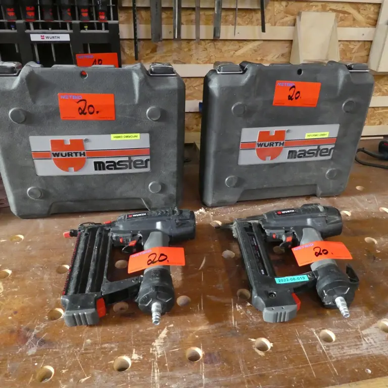 2 Agrafeuses pneumatiques Würth DKG 1040, DSK 1555