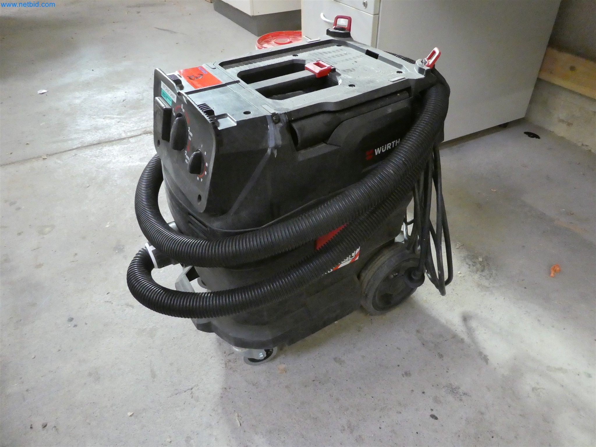 Machines from the carpentry & furniture construction sector-1