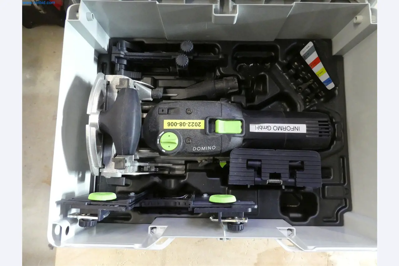 Machines from the carpentry & furniture construction sector-6