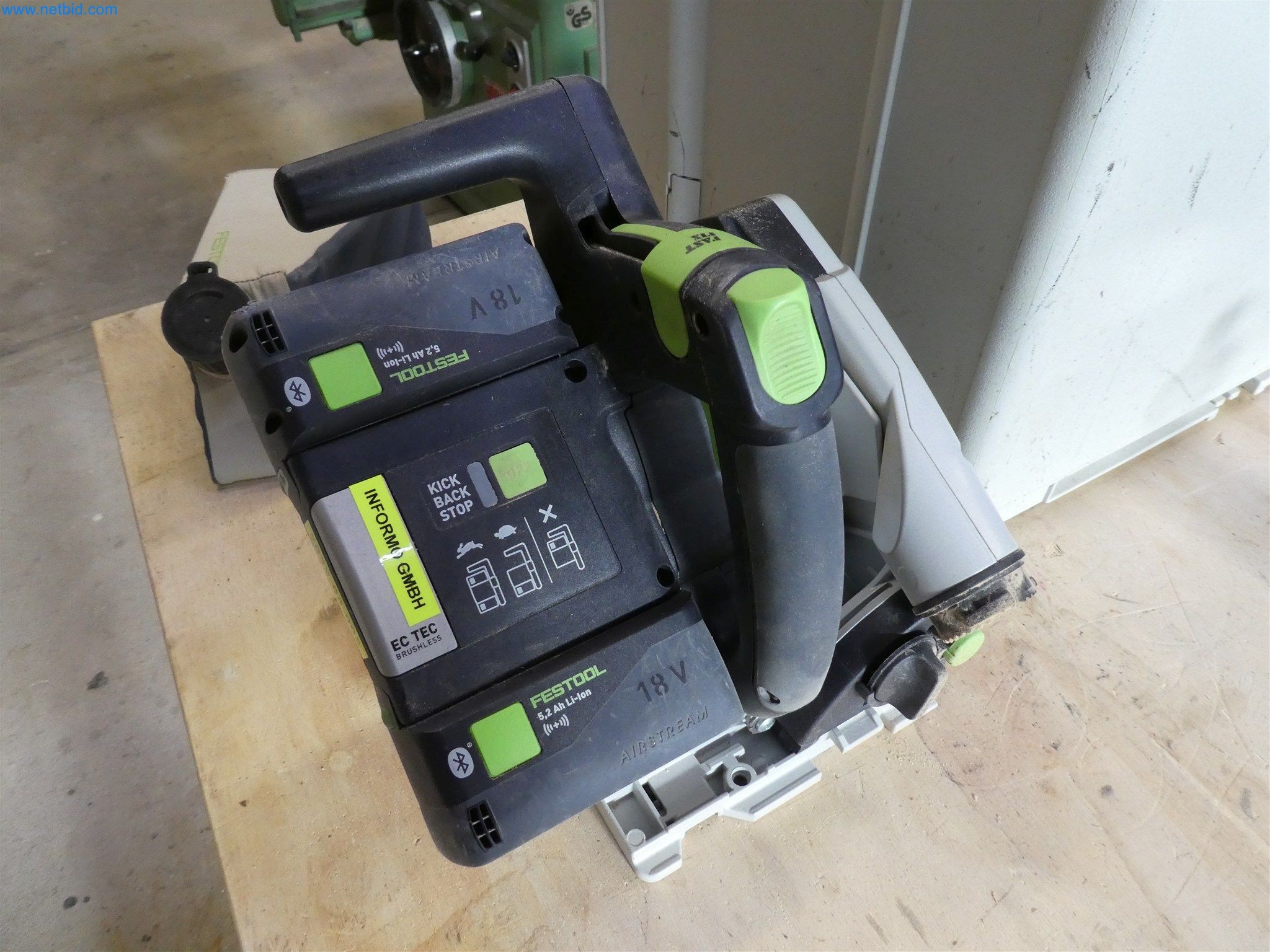 Machines from the carpentry & furniture construction sector-3