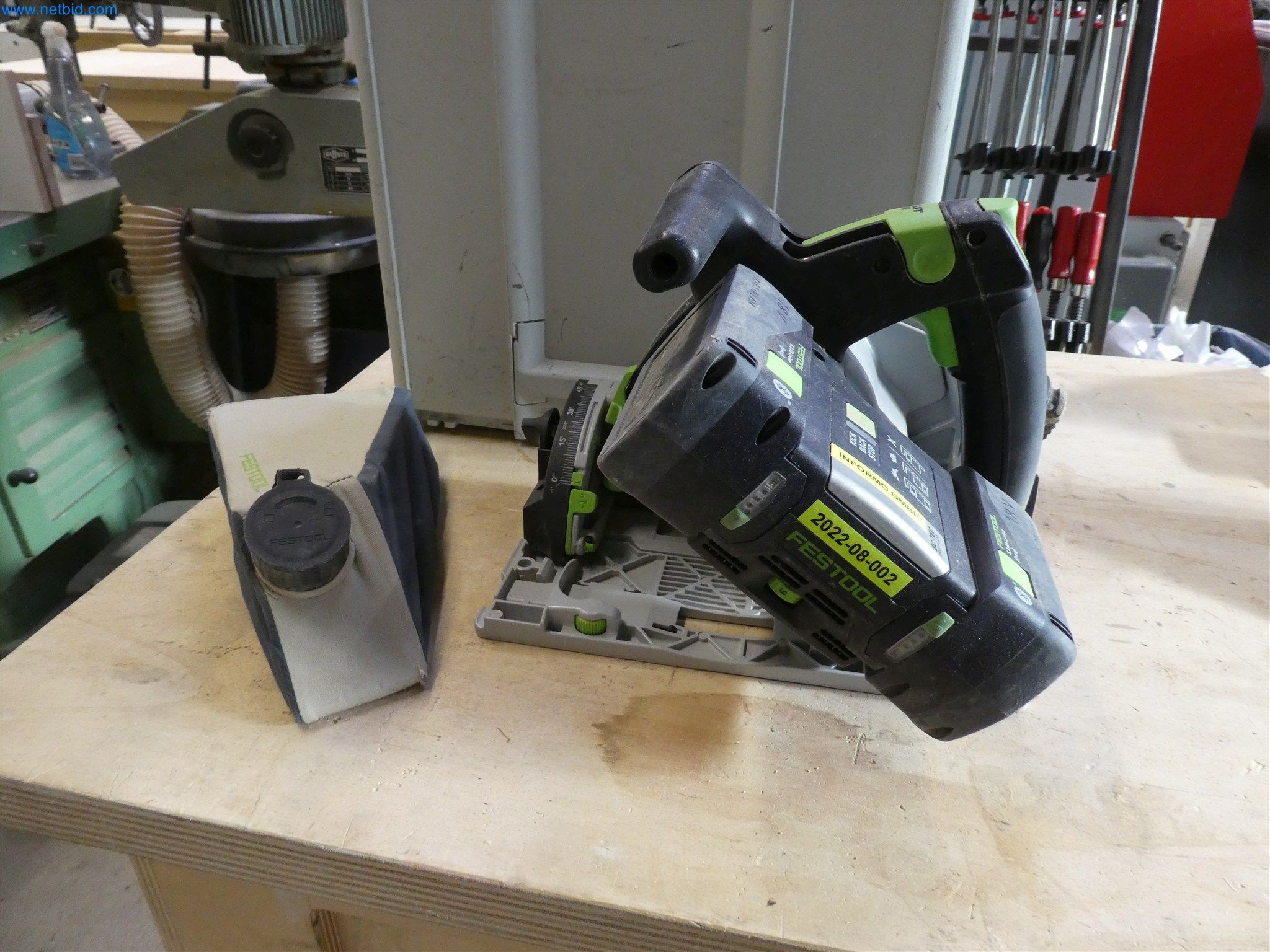 Machines from the carpentry & furniture construction sector-8