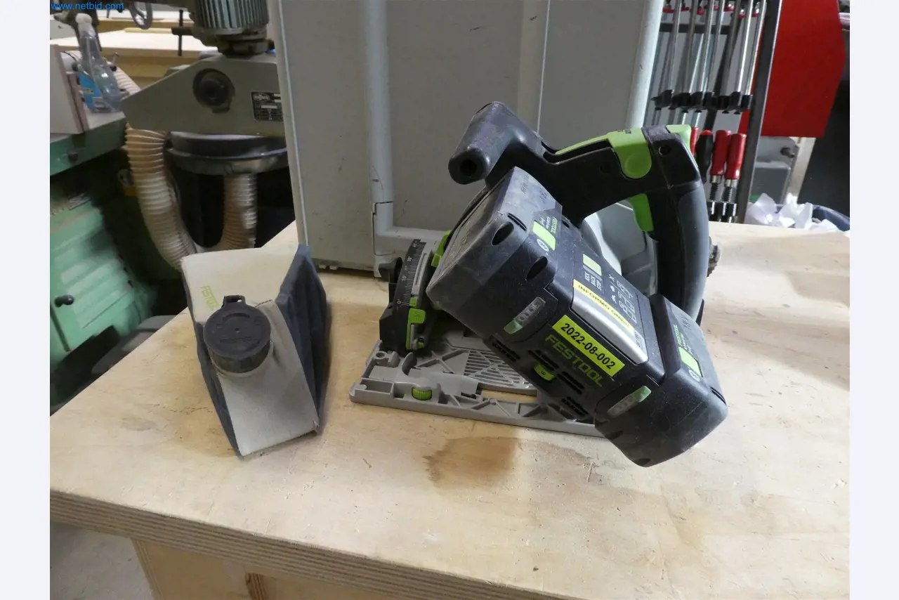 Machines from the carpentry & furniture construction sector-8