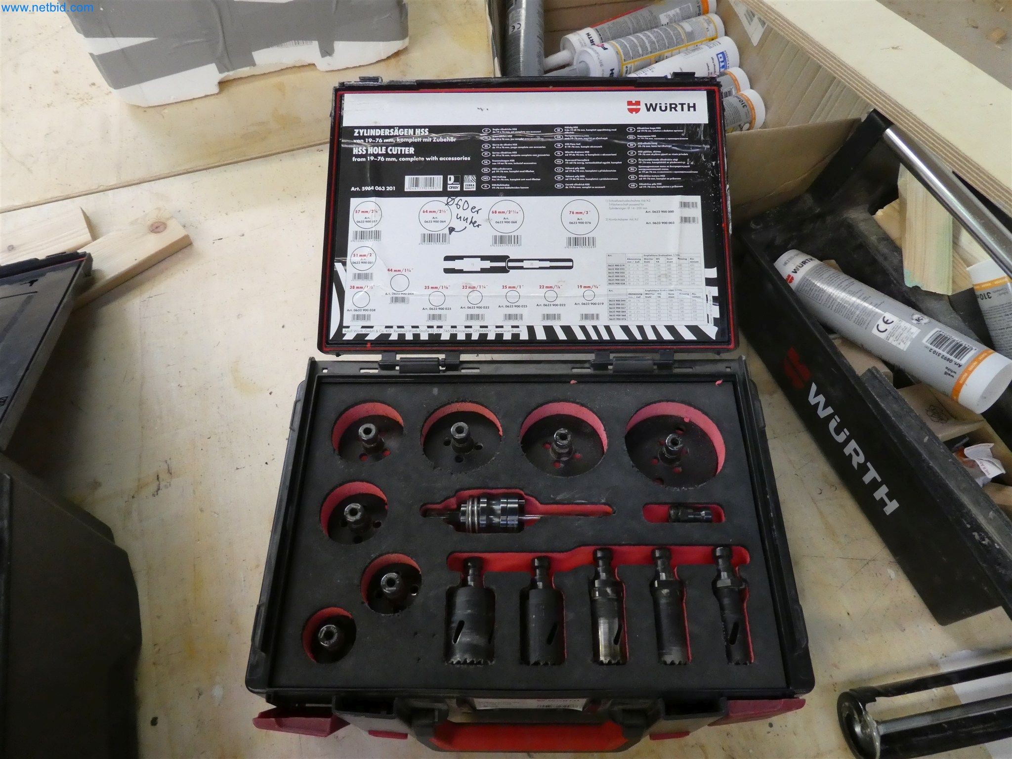 Machines from the carpentry & furniture construction sector-11