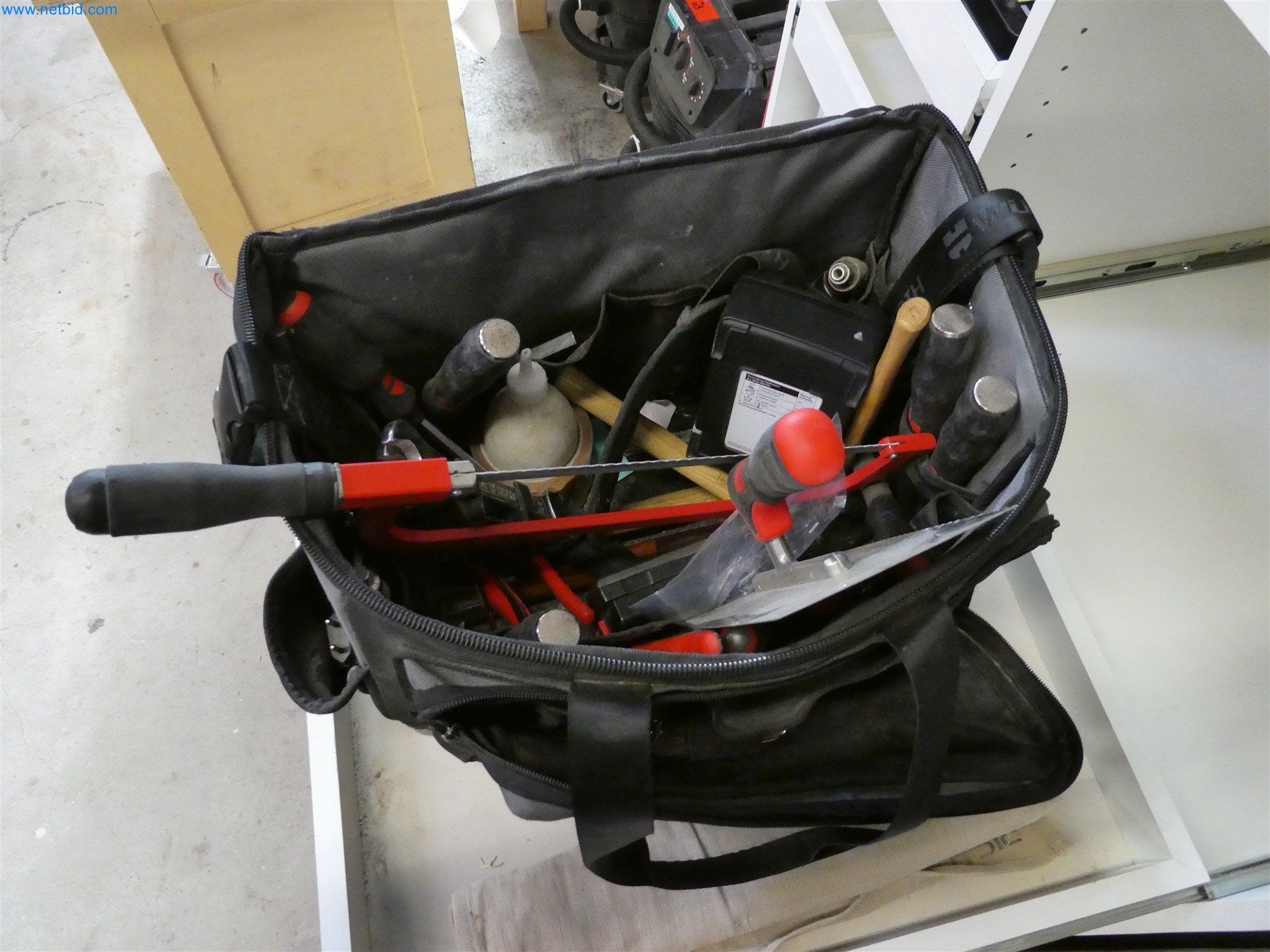 Machines from the carpentry & furniture construction sector-3