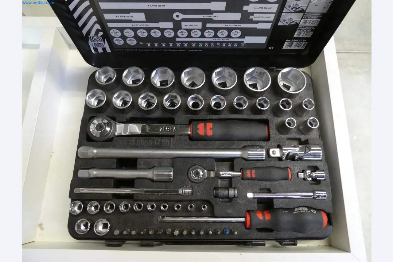 Machines from the carpentry & furniture construction sector-4