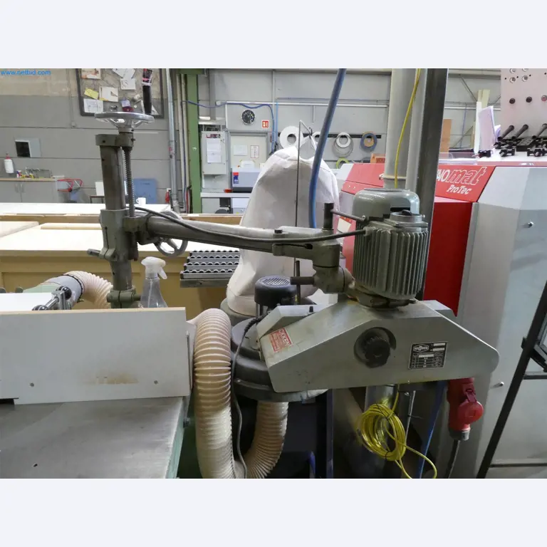 Machines from the carpentry & furniture construction sector-3