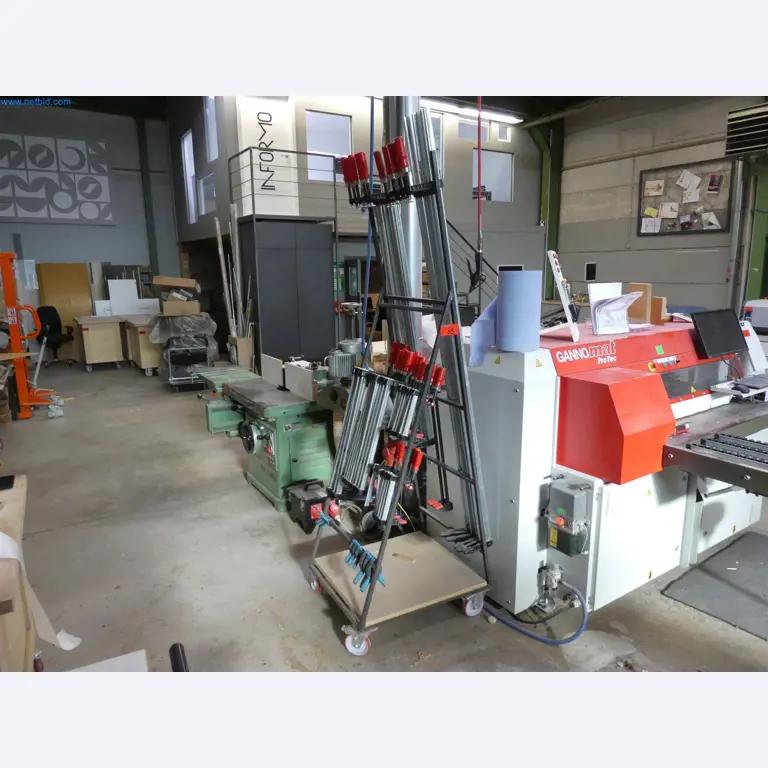 Machines from the carpentry & furniture construction sector-1