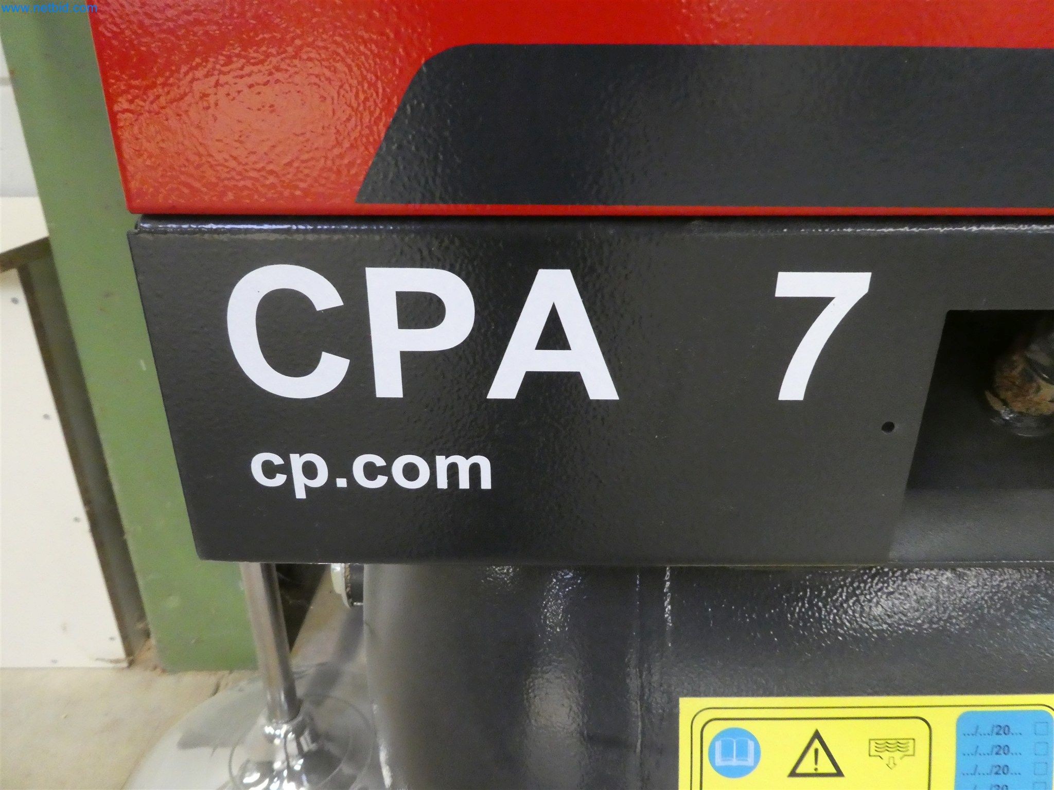 Machines from the carpentry & furniture construction sector-3