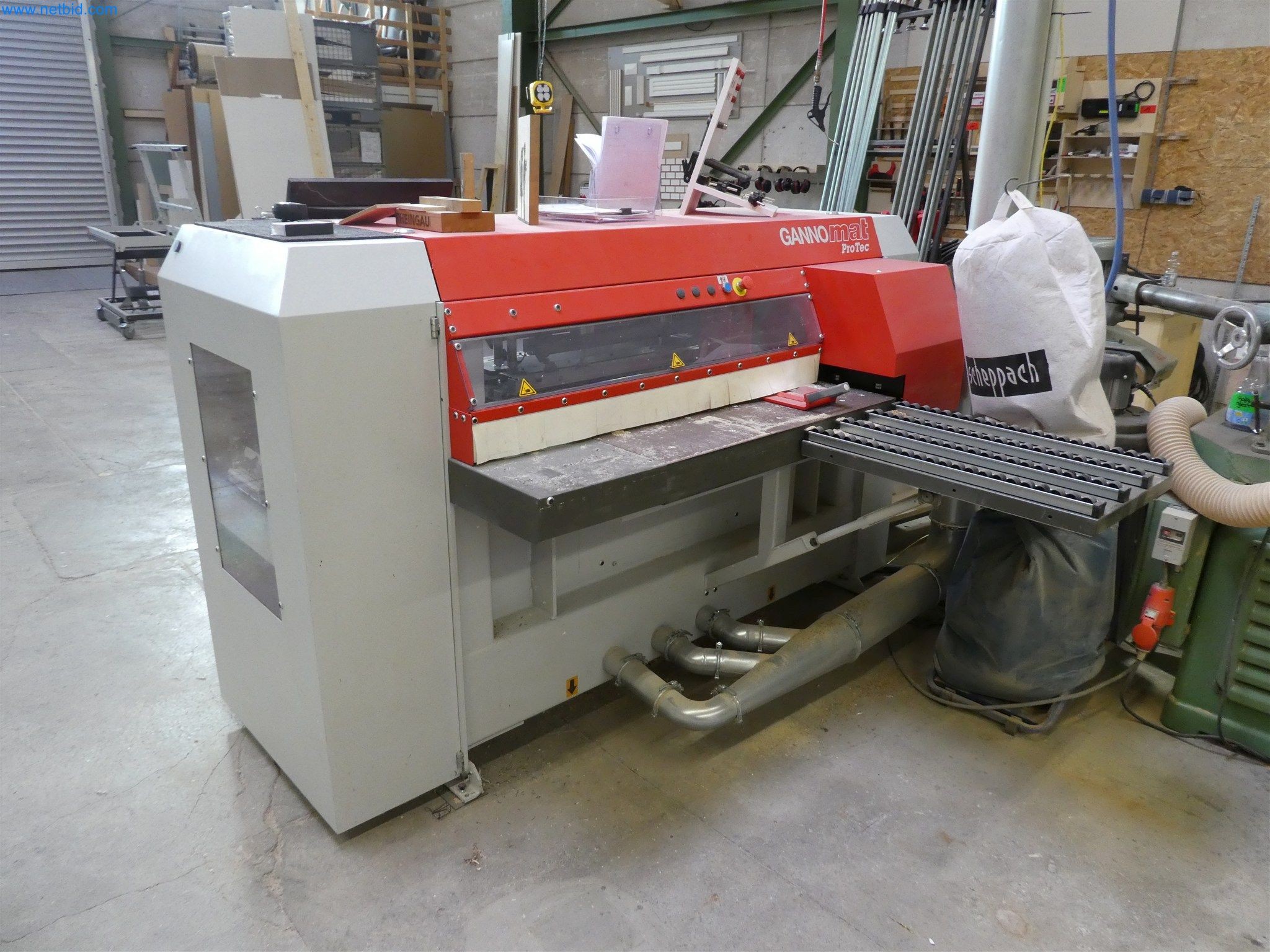 Machines from the carpentry & furniture construction sector-4