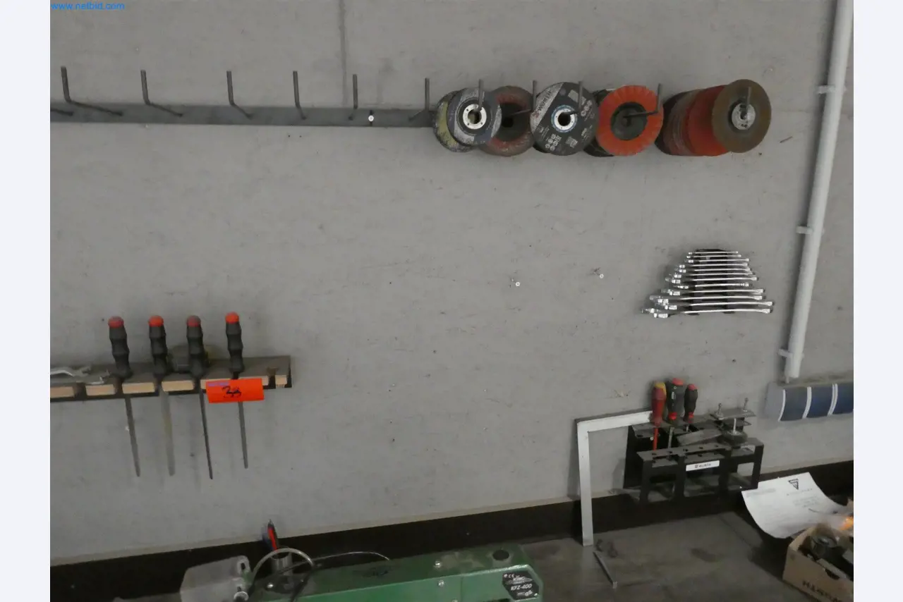 Stroje z truhlářství a výroby nábytku-5