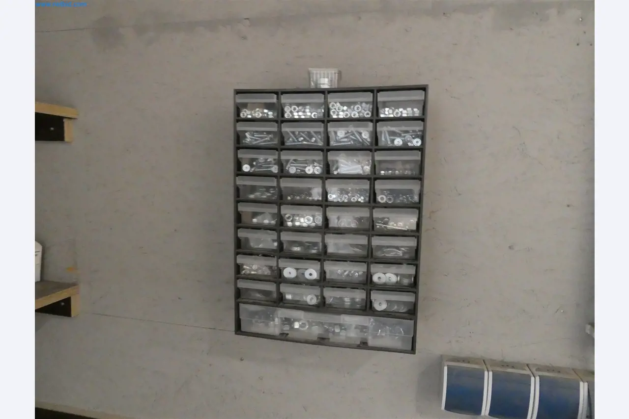 Stroje z truhlářství a výroby nábytku-6