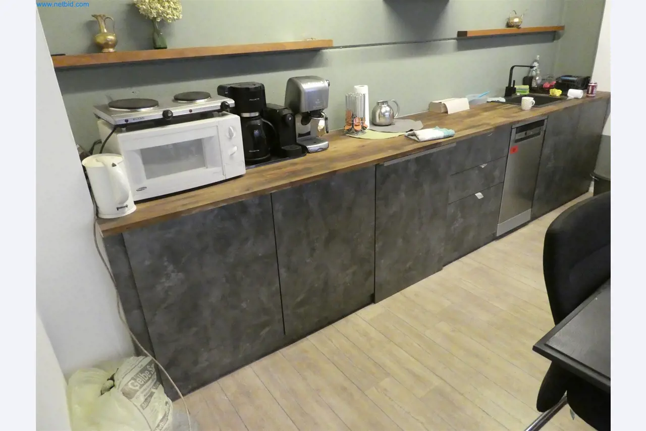 Machines from the carpentry & furniture construction sector-2