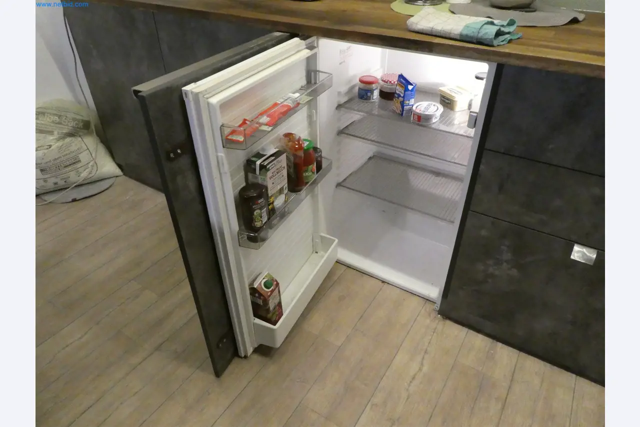 Machines from the carpentry & furniture construction sector-3